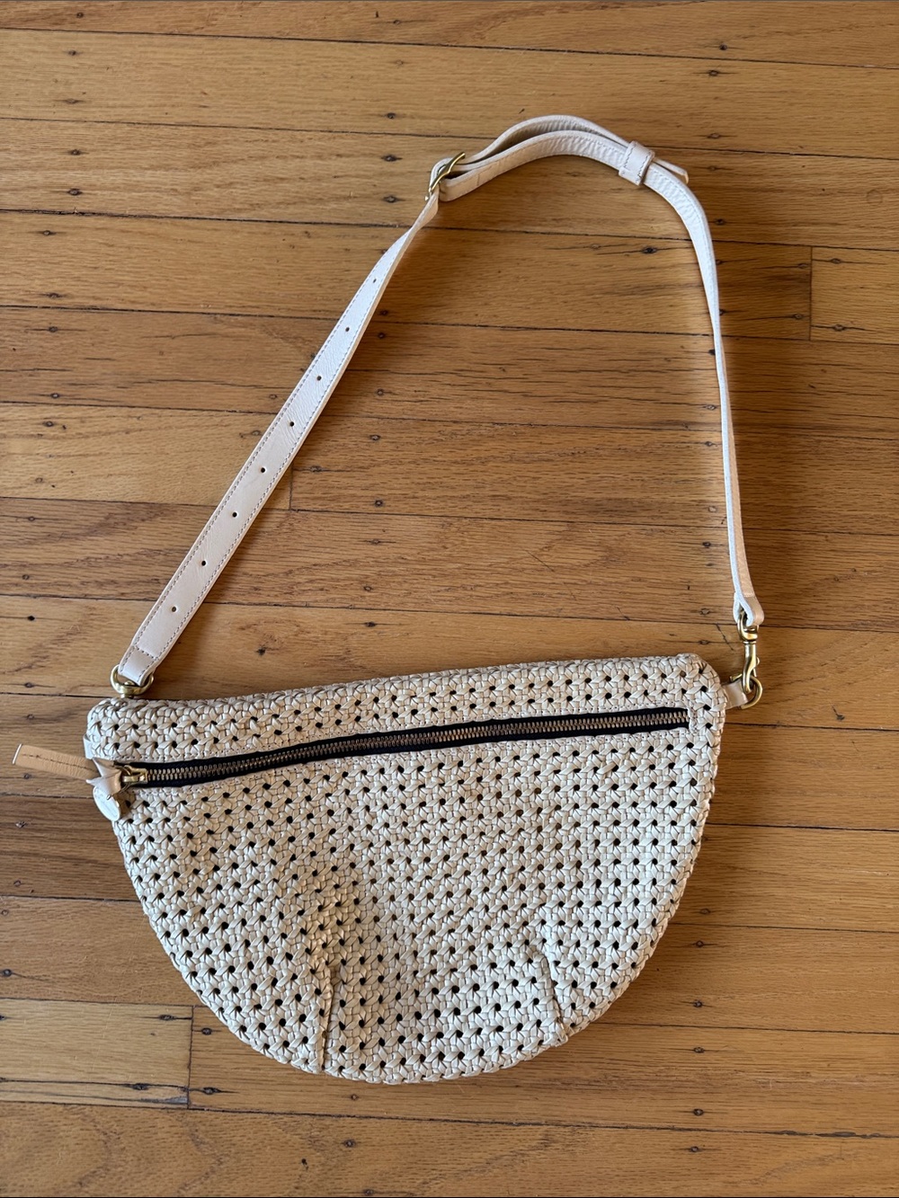 Clare V. Grande Fanny Cream Rattan Crossbody Bag - Picture 4 of 6